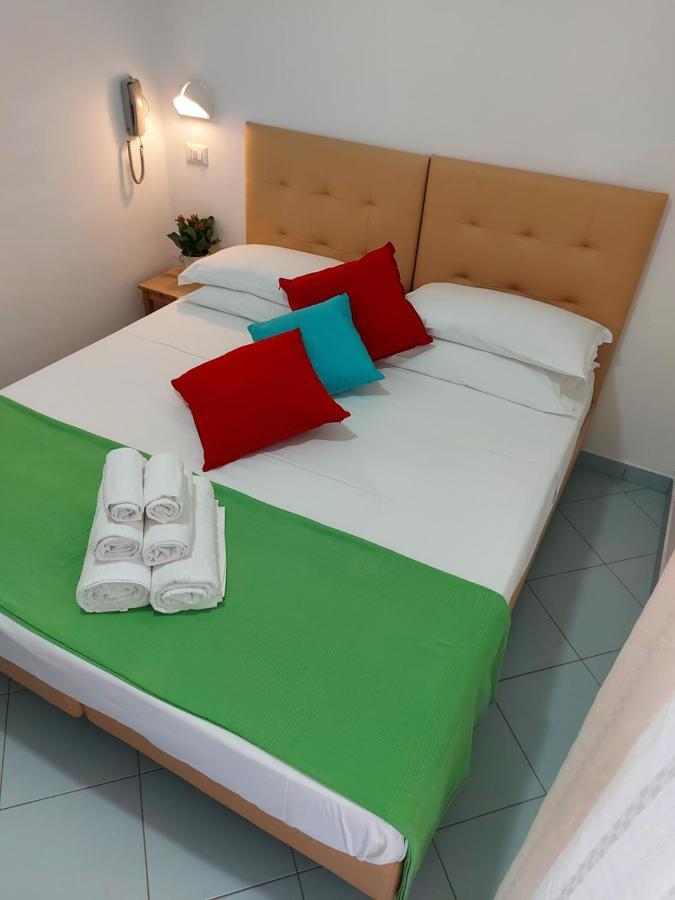 Hotel Senza Pensieri Riccione Exterior photo